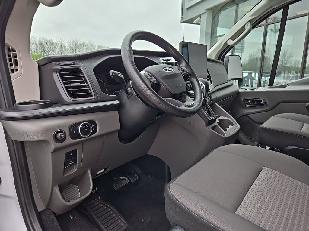 Used 2023 Ford Transit 350 XLT RWD image 33