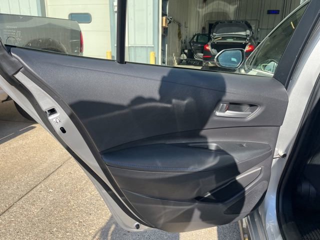 Used 2022 Toyota Corolla SE w/ SE Premium Package FWD image 24