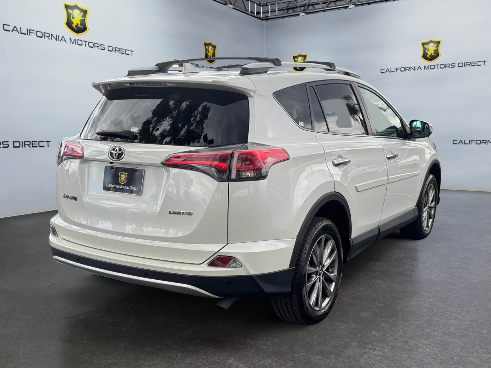 Used 2016 Toyota RAV4 Limited FWD image 5
