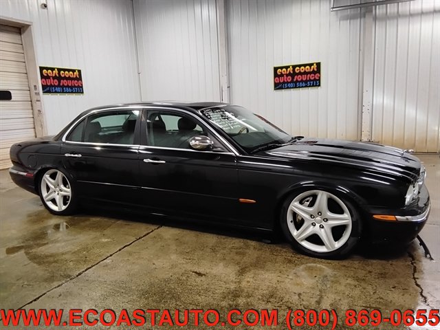 Used 2005 Jaguar XJ Vanden Plas Super V8 RWD image 2