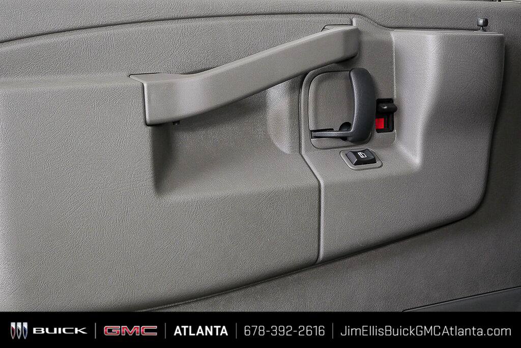 New 2025 GMC Savana 2500 w/ Driver Convenience Package RWD image 7