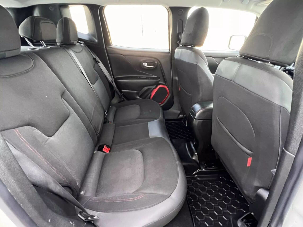 Used 2015 Jeep Renegade Trailhawk w/ Safety & Security Group I image 4