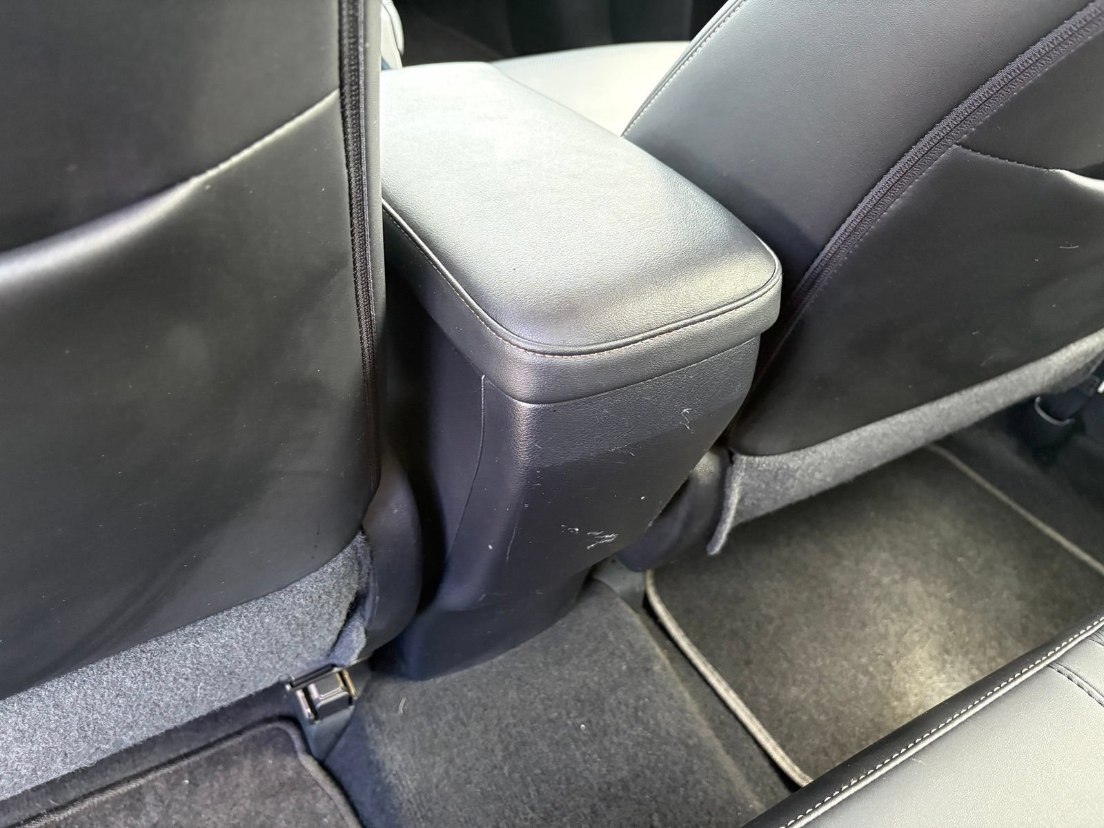 Used 2014 Lexus CT 200h FWD image 31