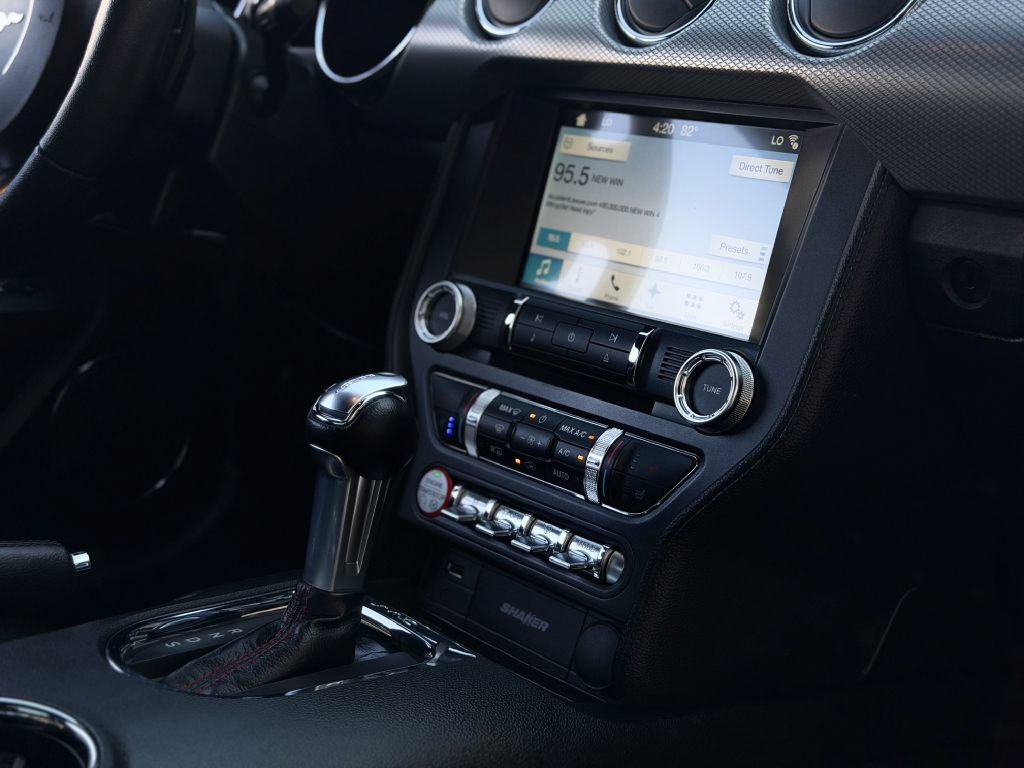 Used 2017 Ford Mustang GT Premium RWD image 19