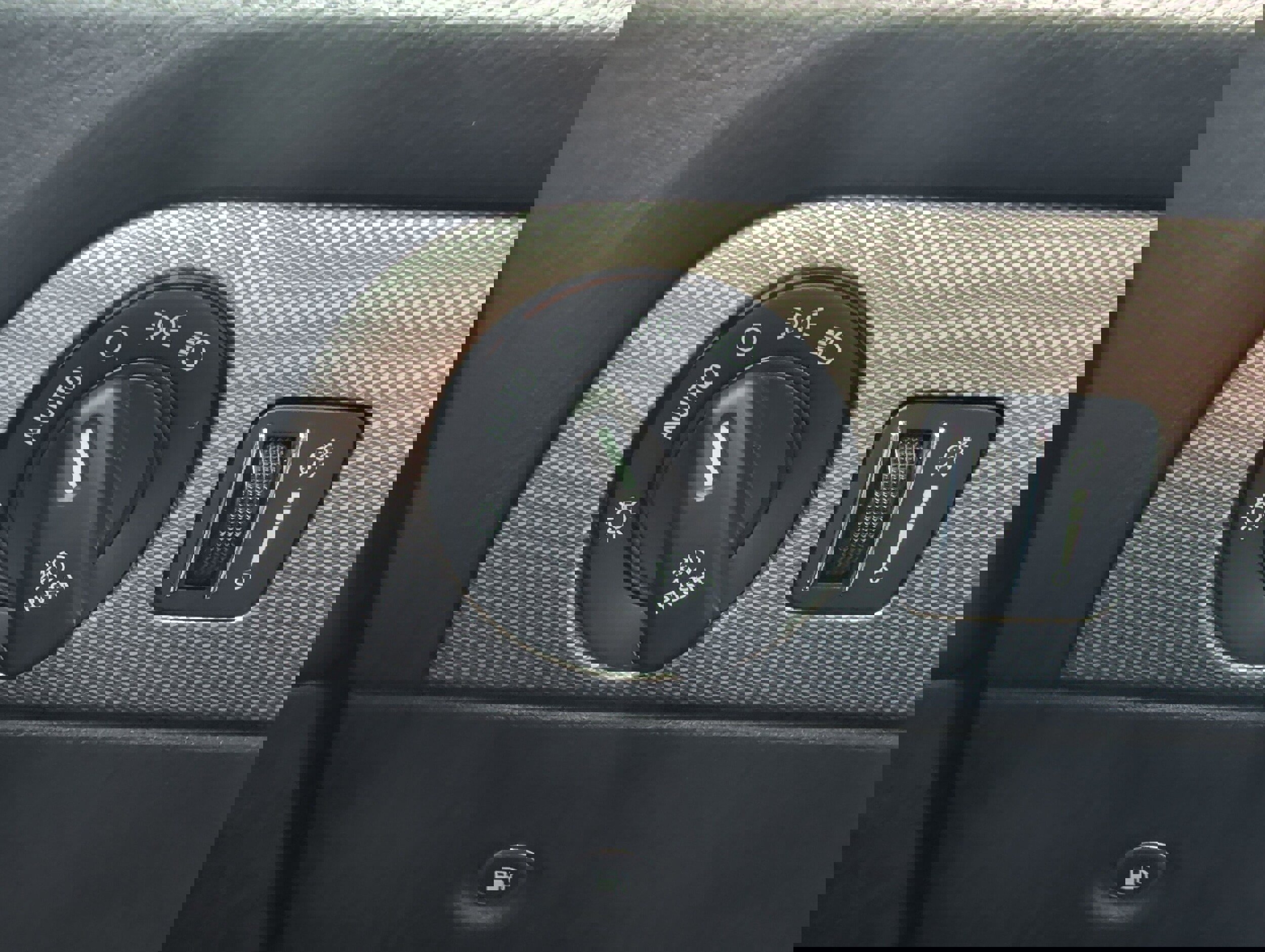 Used 2019 Dodge Durango GT w/ Trailer Tow Group IV RWD image 26