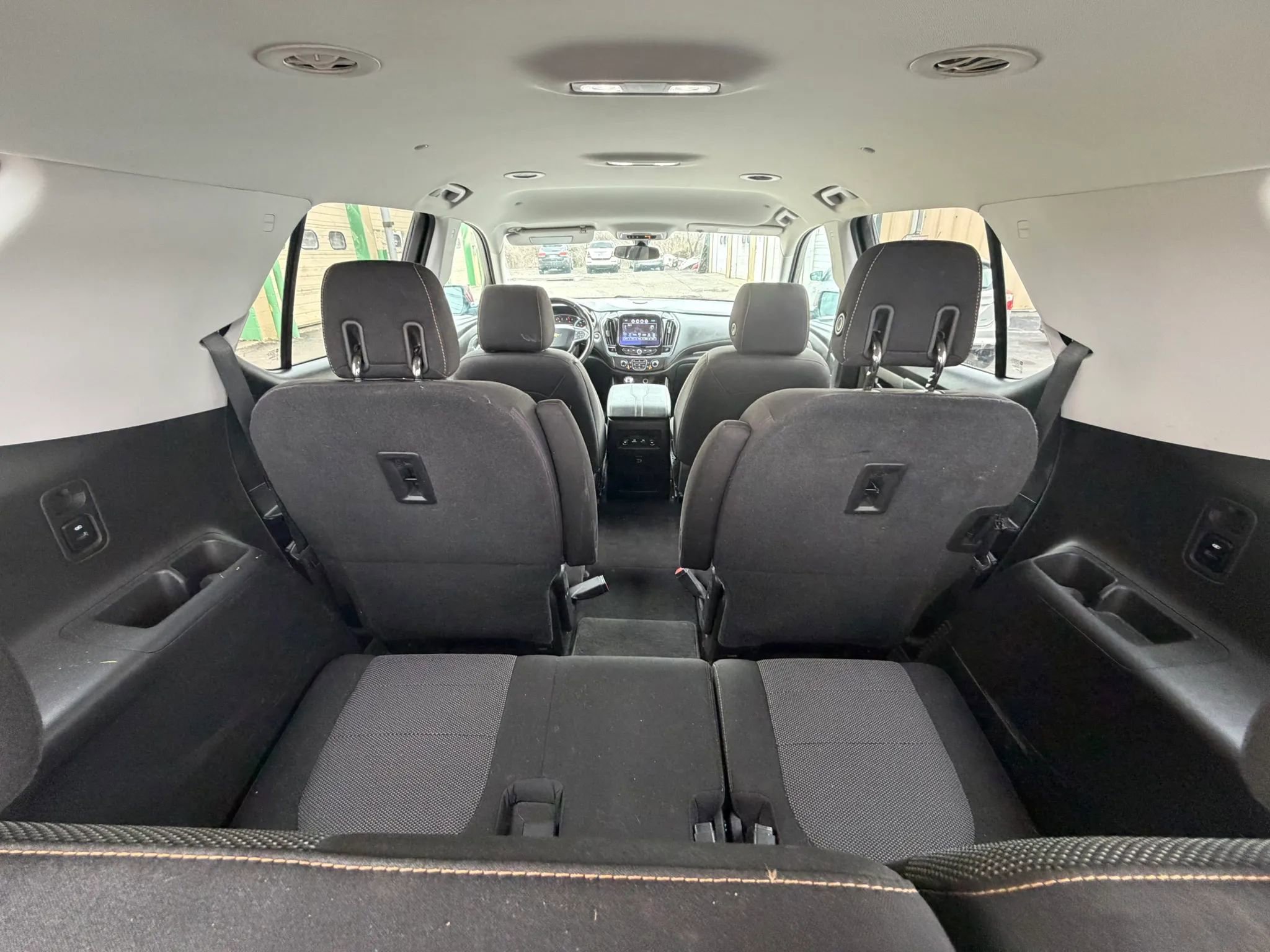 Used 2018 Chevrolet Traverse LT image 24