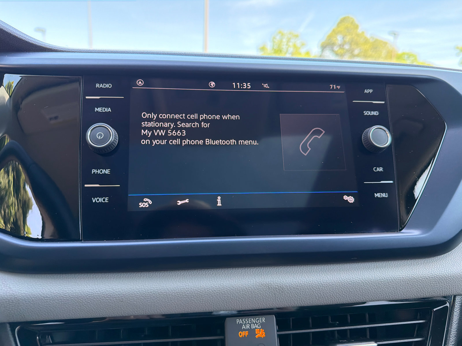 Used 2022 Volkswagen Taos SE w/ Panoramic Sunroof Package image 28