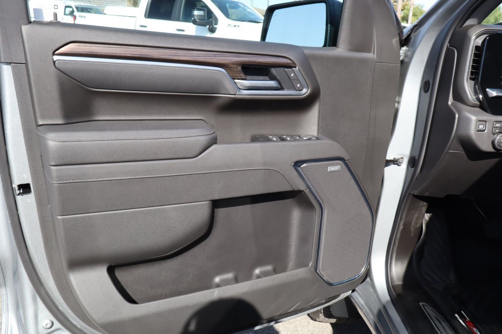 New 2026 Chevrolet Silverado 1500 LT Trail Boss w/ Safety Package AWD/4WD image 17