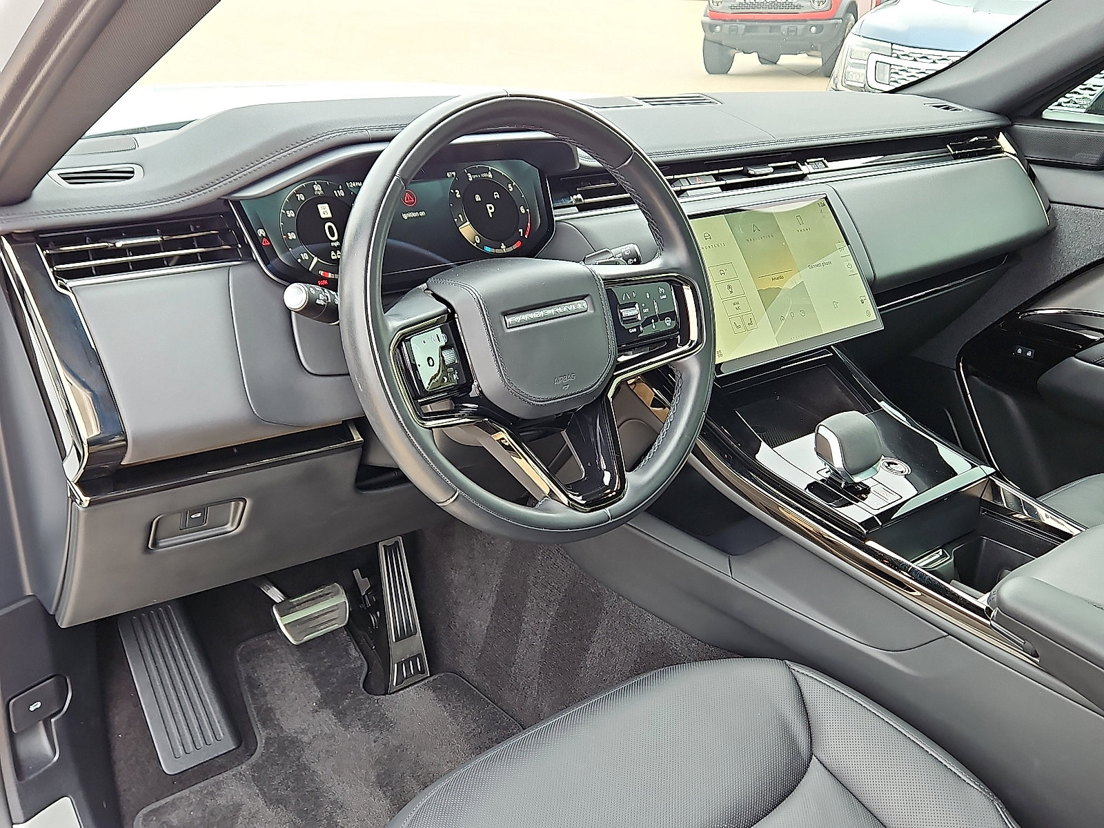 Used 2024 Land Rover Range Rover Sport Dynamic SE image 9