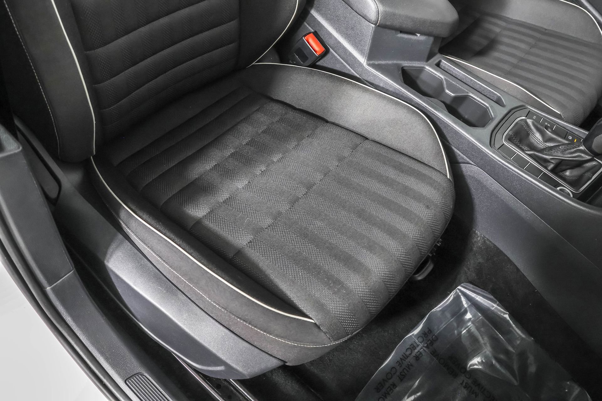 Used 2023 Volkswagen Jetta Sport image 44