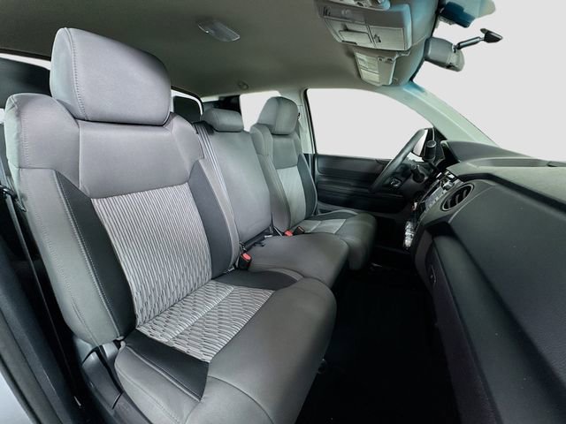Used 2015 Toyota Tundra SR AWD/4WD image 29