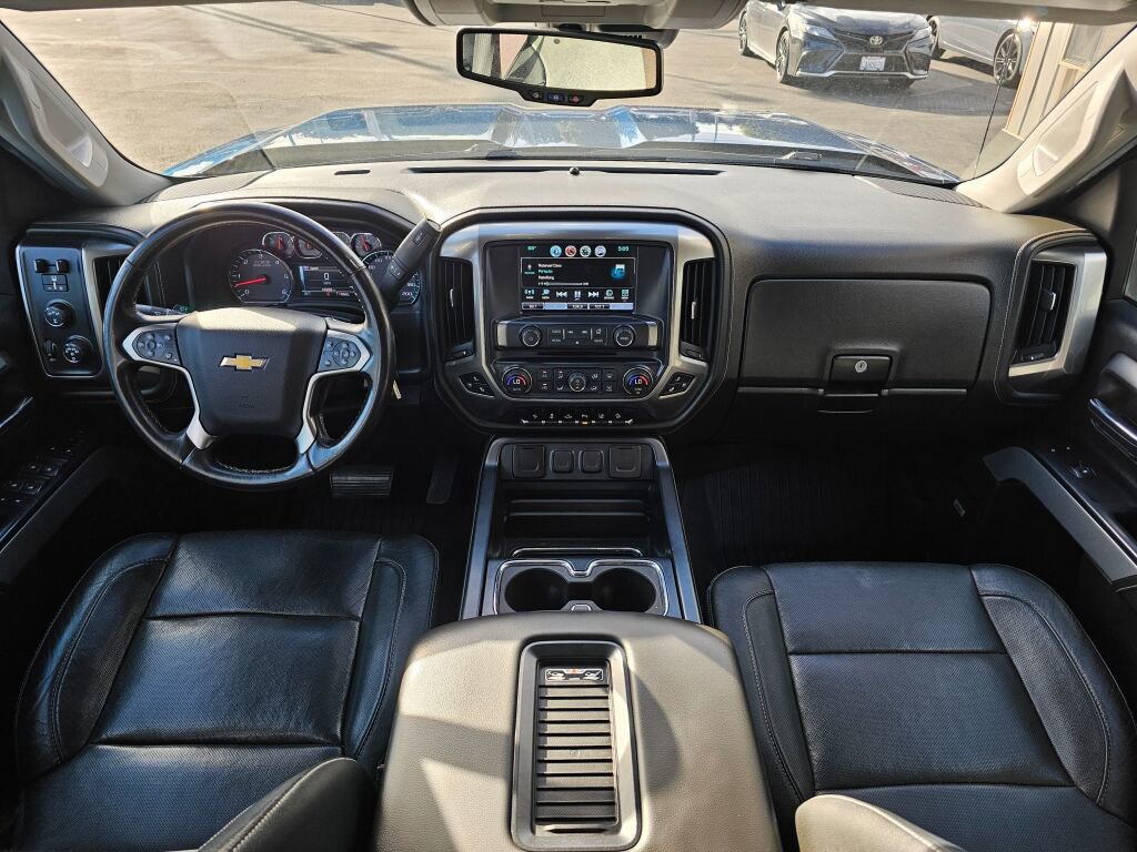 Used 2018 Chevrolet Silverado 3500 LTZ image 22