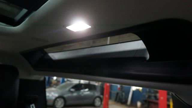 Used 2023 Land Rover Defender 90 S image 49