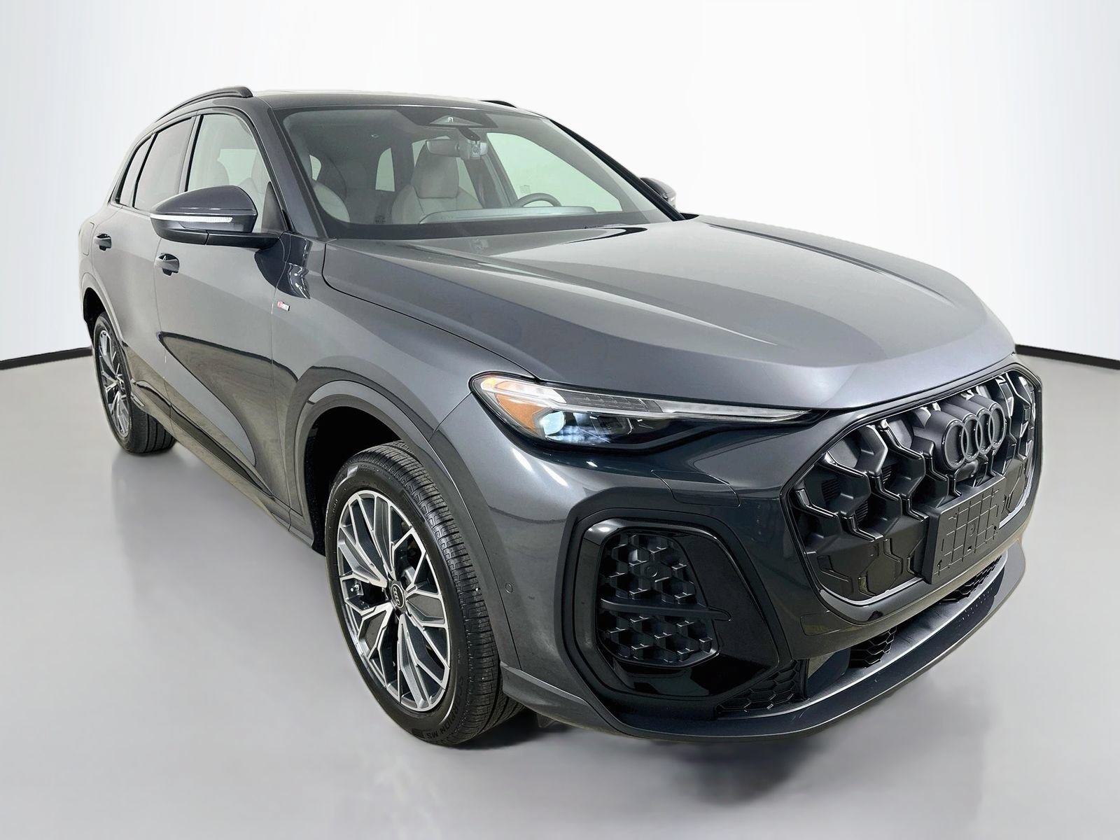 New 2026 Audi Q5 Premium Plus AWD/4WD image 3