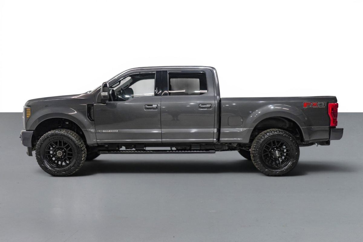 Used 2019 Ford F250 Lariat w/ Lariat Ultimate Package AWD/4WD image 9