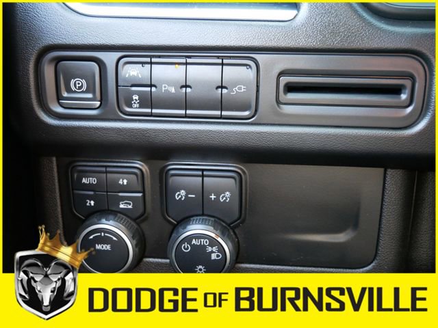 Used 2021 Chevrolet Tahoe RST w/ Luxury Package image 19