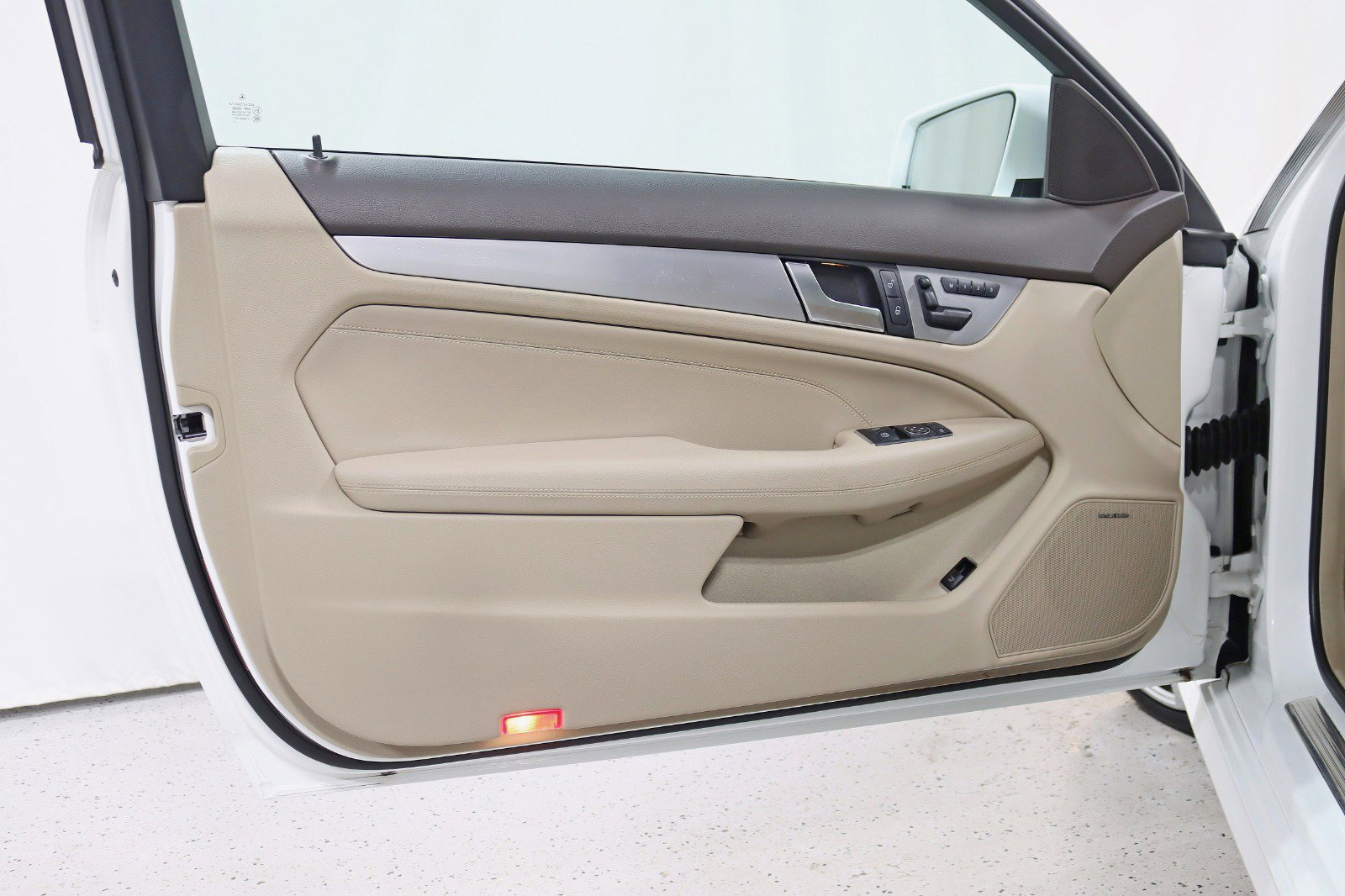 Used 2013 Mercedes-Benz C 250 Coupe image 28