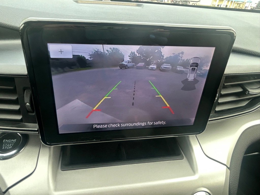 Used 2022 Ford Explorer XLT AWD/4WD image 46