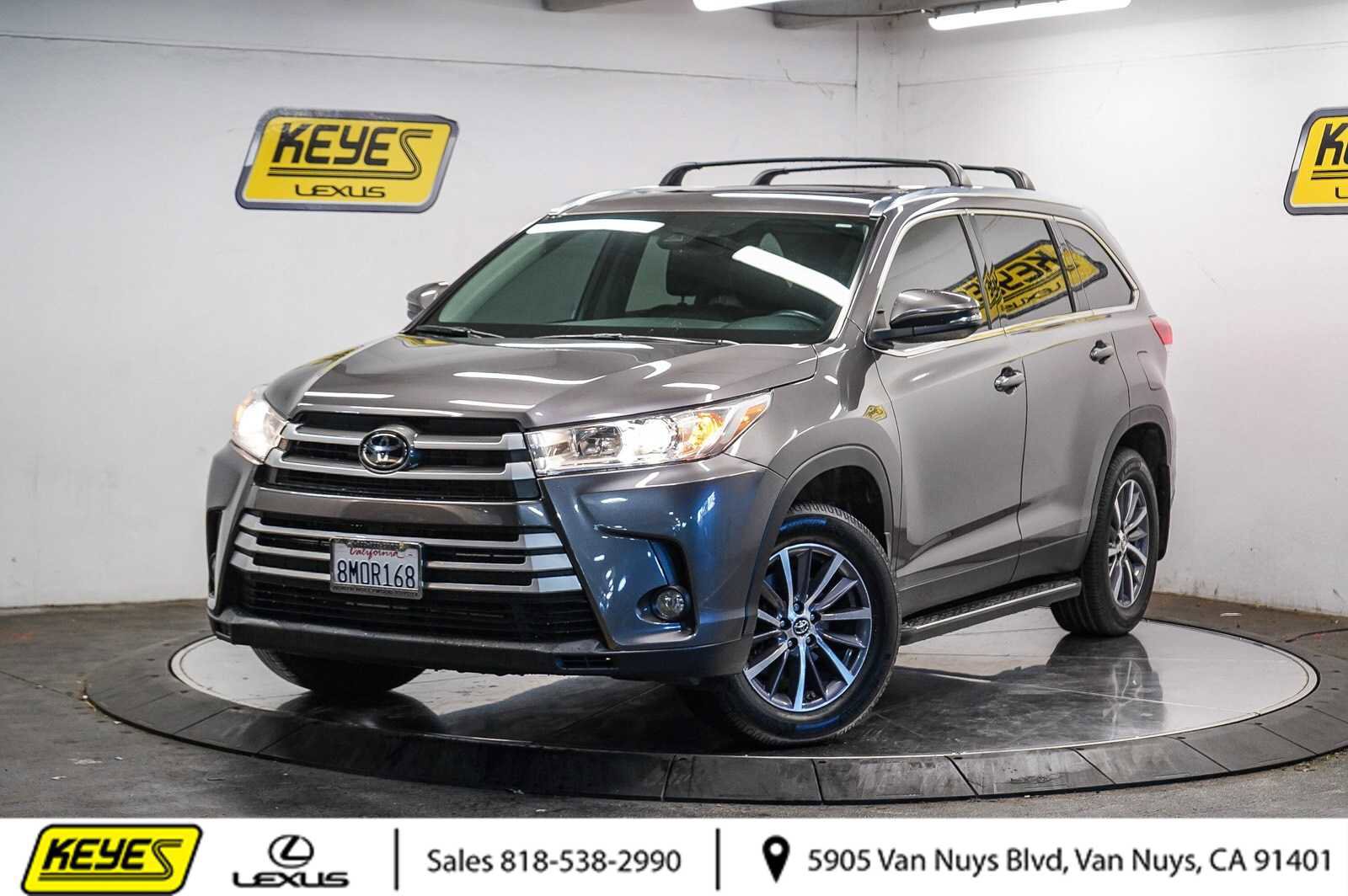Used 2019 Toyota Highlander XLE image 1
