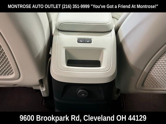 New 2025 Volvo XC60 T8 Ultra w/ Climate Package image 26