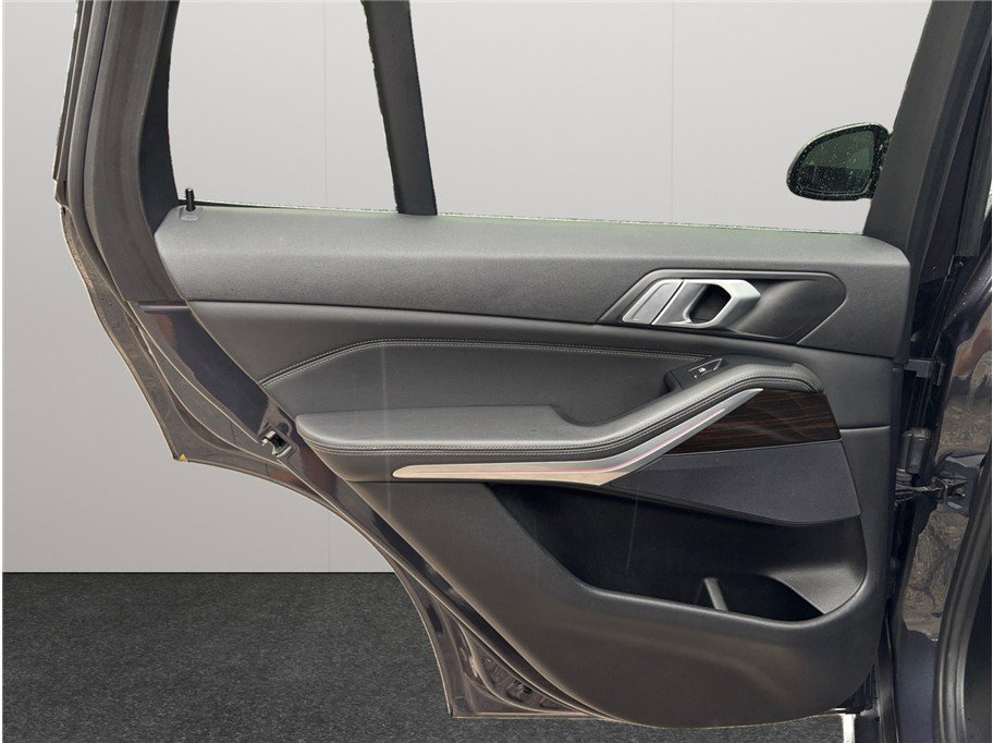 Used 2019 BMW X5 xDrive40i w/ Convenience Package image 43