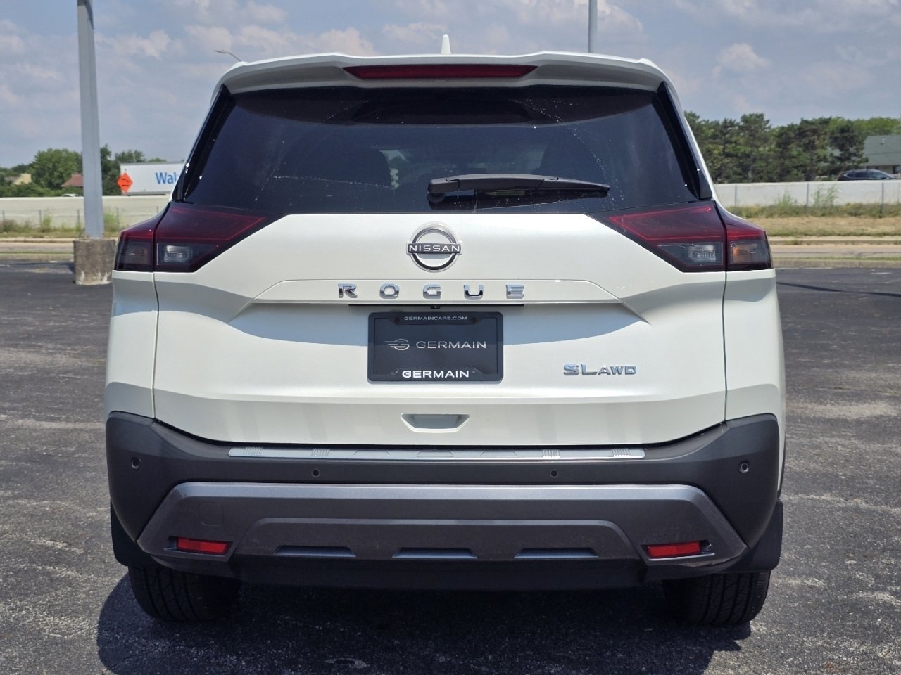 Used 2023 Nissan Rogue SL w/ SL Premium Package AWD/4WD image 16