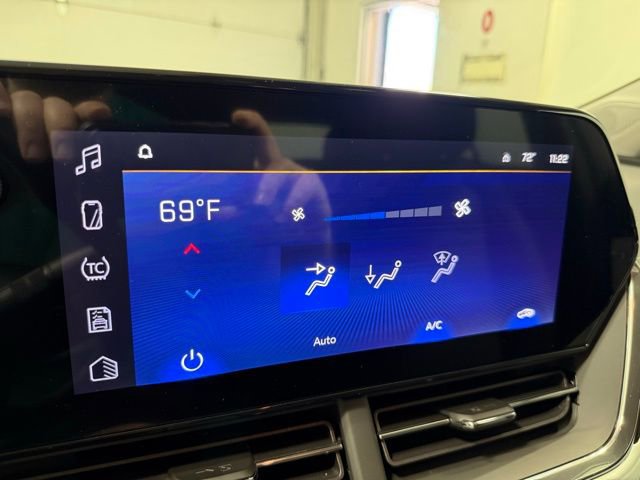 New 2026 Chevrolet Trax LT image 17