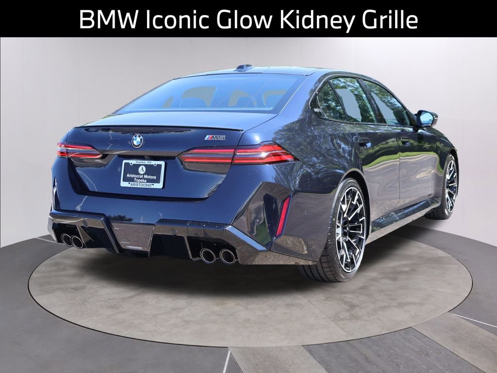 New 2026 BMW M5 w/ Executive Package image 9