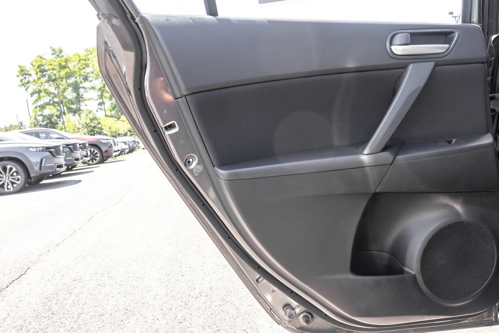 Used 2010 MAZDA MAZDA3 i Touring FWD image 26