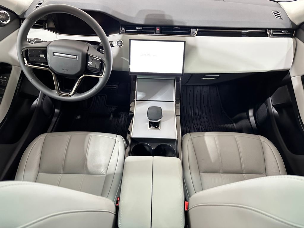 Used 2025 Land Rover Range Rover Evoque S AWD/4WD image 10