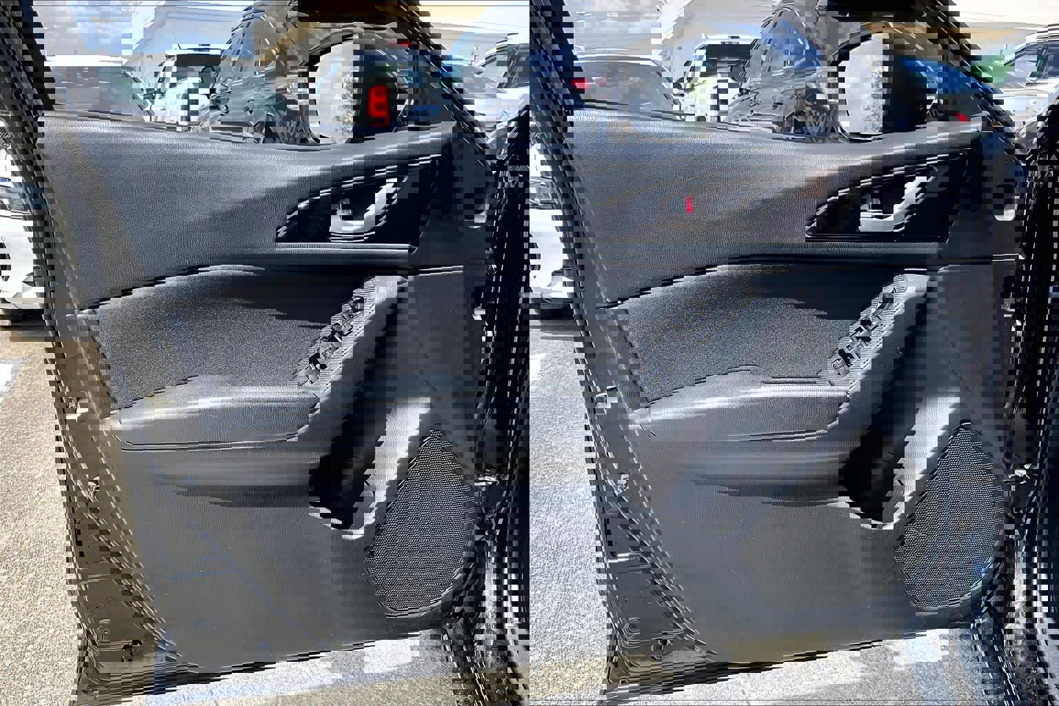 Used 2014 MAZDA MAZDA3 i Touring FWD image 20