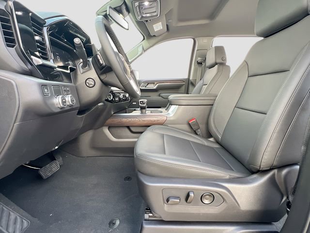 New 2026 GMC Sierra 1500 SLT image 15