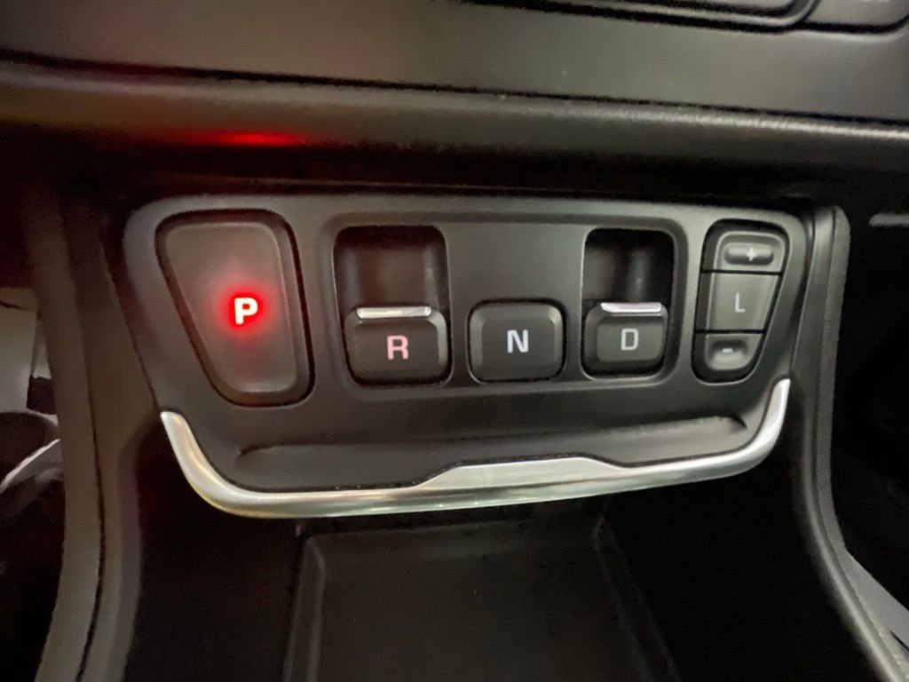 Used 2020 GMC Terrain SLT w/ Elevation Edition FWD image 20