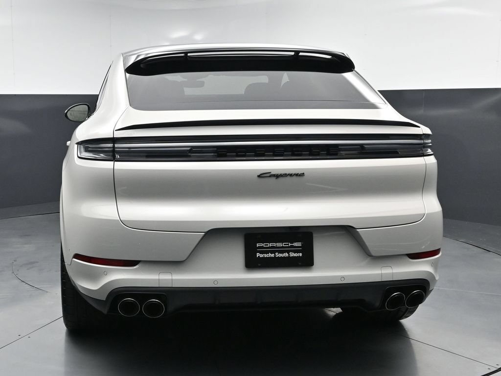 New 2026 Porsche Cayenne E-Hybrid Coupe AWD/4WD image 10