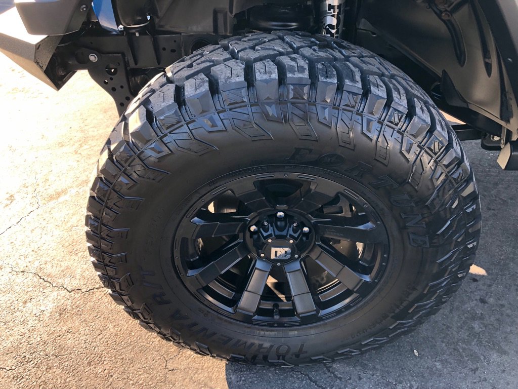 Used 2021 Jeep Gladiator Sport image 10