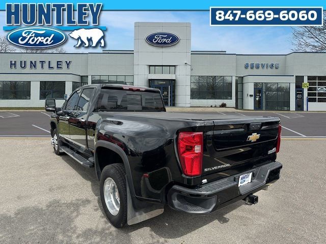 Used 2024 Chevrolet Silverado 3500 High Country w/ High Country Premium Package image 6