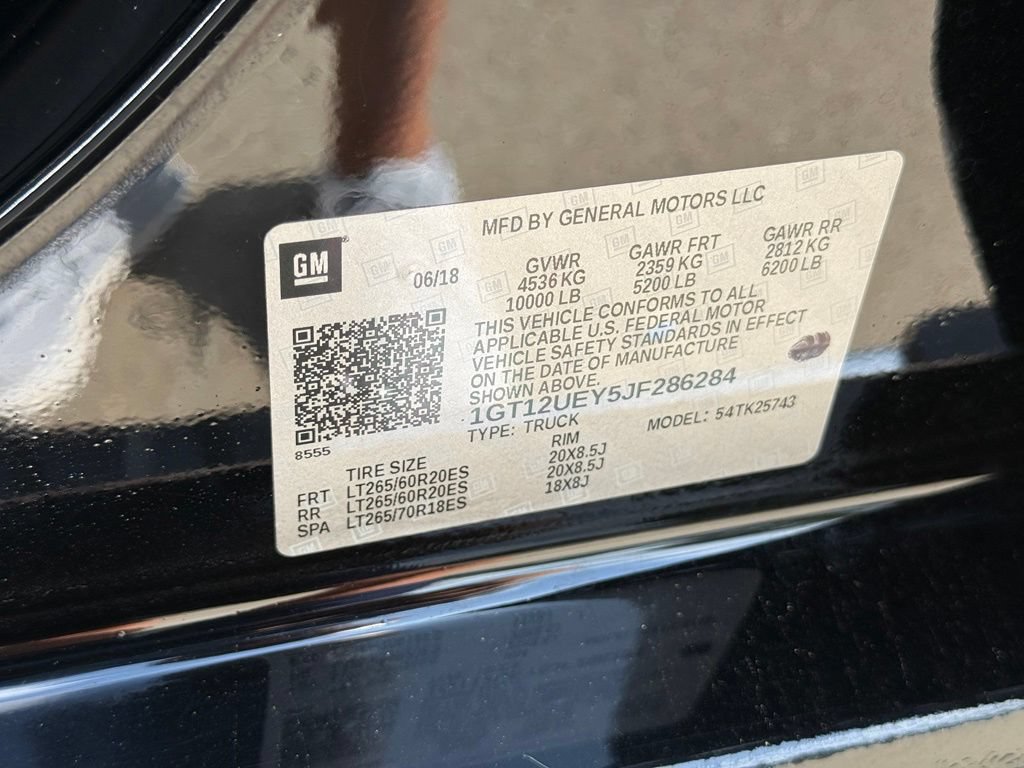 Used 2018 GMC Sierra 2500 Denali w/ Duramax Plus Package AWD/4WD image 13
