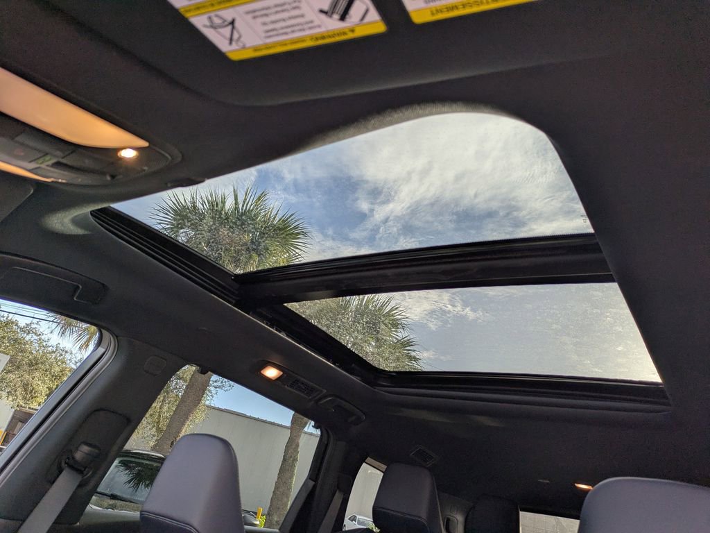 New 2026 INFINITI QX60 Sport w/ Dark Cargo Package image 22