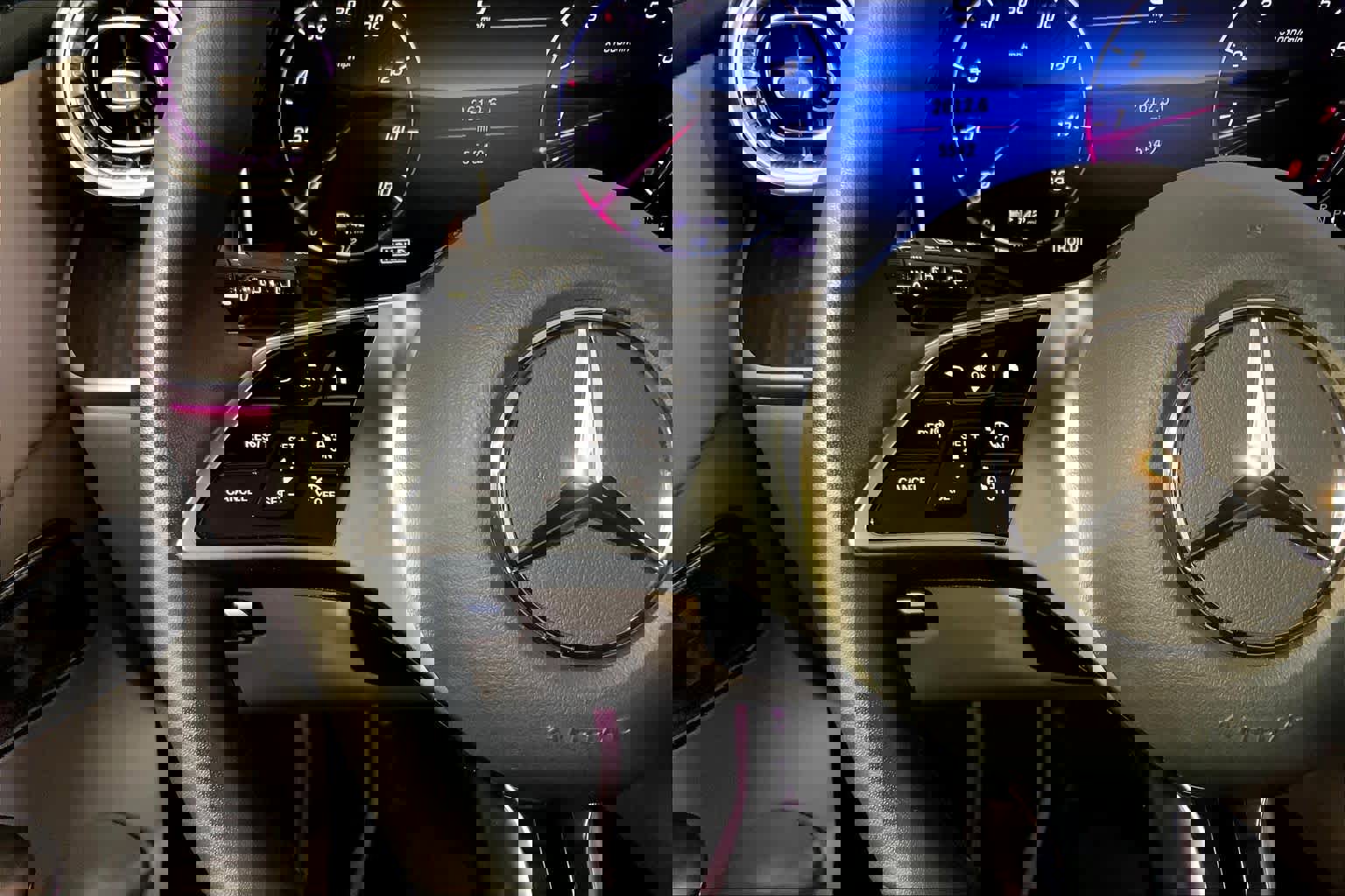 Certified 2026 Mercedes-Benz GLC 300 4MATIC image 24