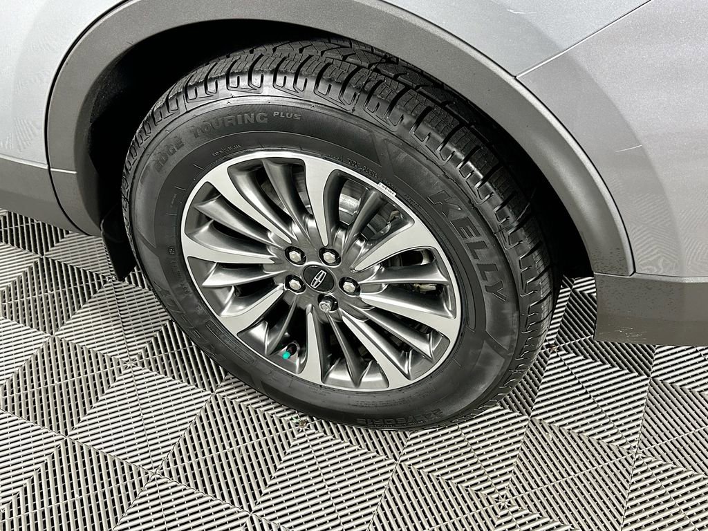 Used 2022 Lincoln Nautilus Reserve image 39