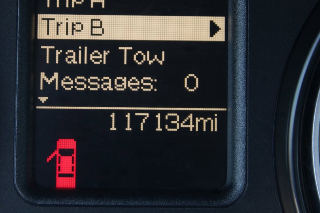 Used 2014 RAM 3500 Tradesman w/ Power & Remote Entry Group image 19