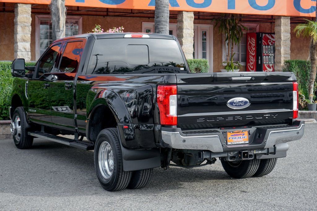 Used 2017 Ford F350 Lariat w/ Lariat Value Package image 6