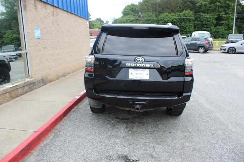 Used 2016 Toyota 4Runner Limited AWD/4WD image 5