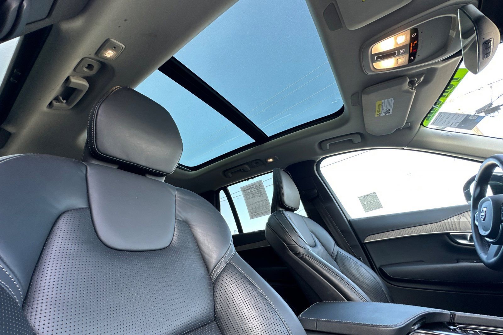 Certified 2023 Volvo XC90 T8 Ultimate image 20