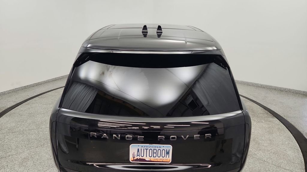 Used 2025 Land Rover Range Rover SE AWD/4WD image 20