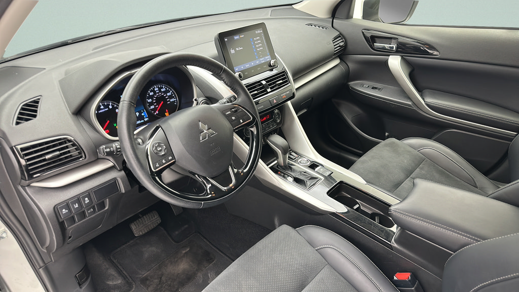 Used 2025 Mitsubishi Eclipse Cross SE AWD/4WD image 12