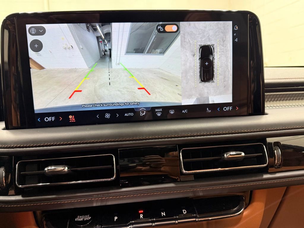 Used 2025 Lincoln Aviator Black Label image 31