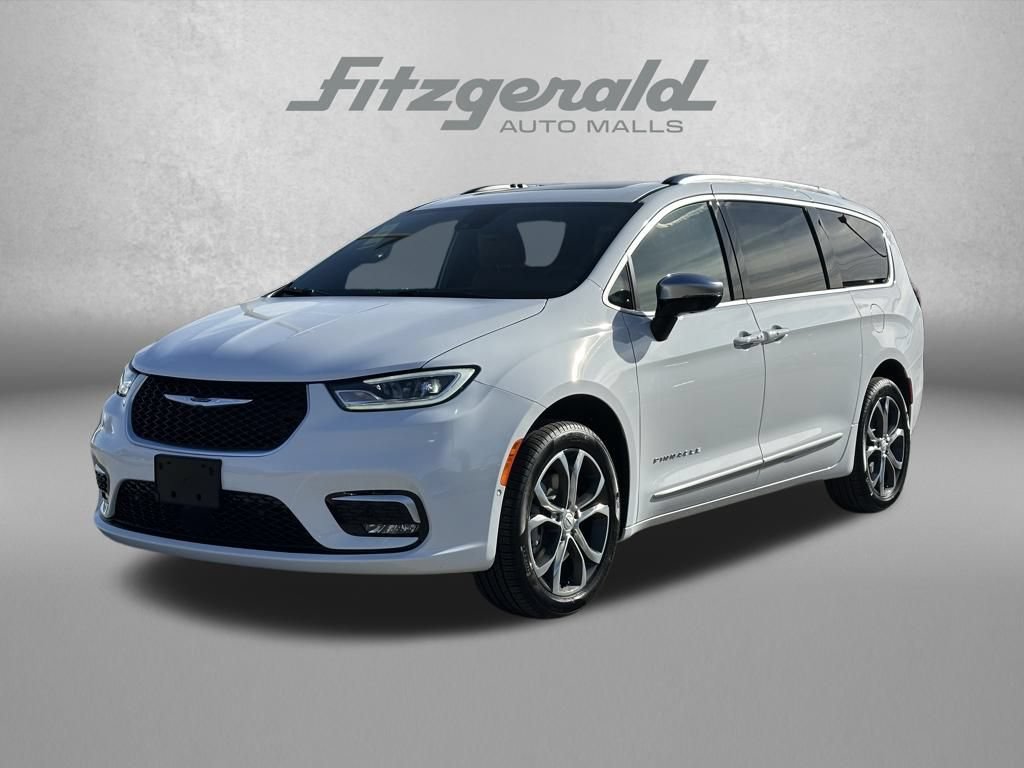 New 2026 Chrysler Pacifica Pinnacle AWD/4WD video 2
