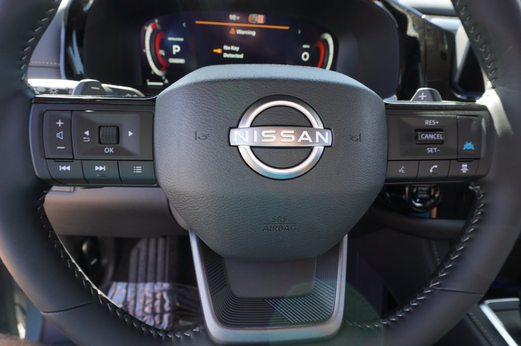 New 2026 Nissan Pathfinder SL FWD image 18