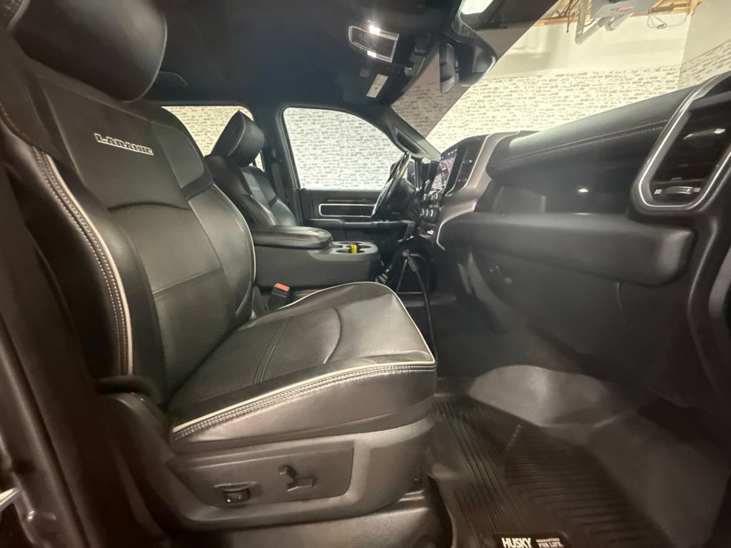 Used 2021 RAM 3500 Laramie w/ Night Edition AWD/4WD image 11